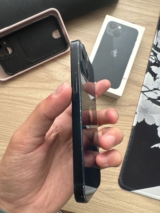 Iphone 13 mini )))