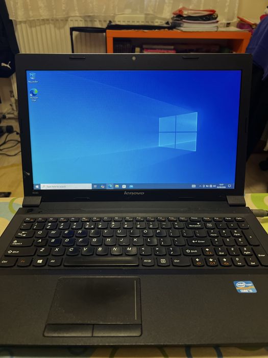 laptop lenovo negru
