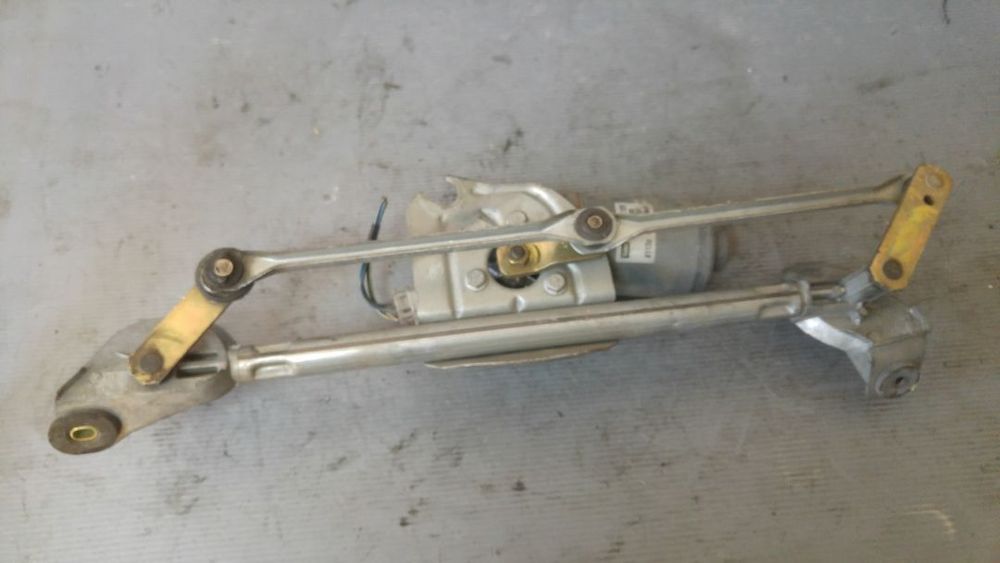 ansamblu stergatoare toyota yaris p1 85110-0d020 85010-0d020