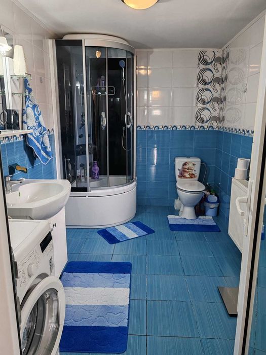Casa 2 camere cu centrala gaz si teren 300 mp zona Primarie si Scoala