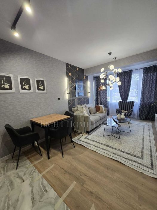 Продава се Тристаен апартамент в Пловдив, Кършияка - 56 кв.м за 2893 €/кв.м - Снимка #2