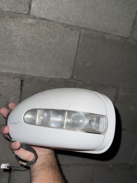 Mercedes W211 зеркало