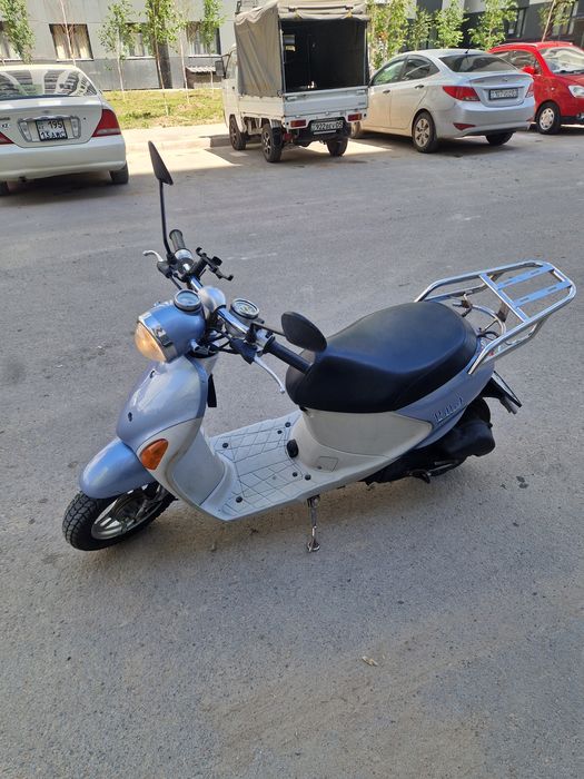 Suzuki lets 4 pallet