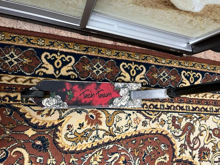 Продаю Трюковой Самокат