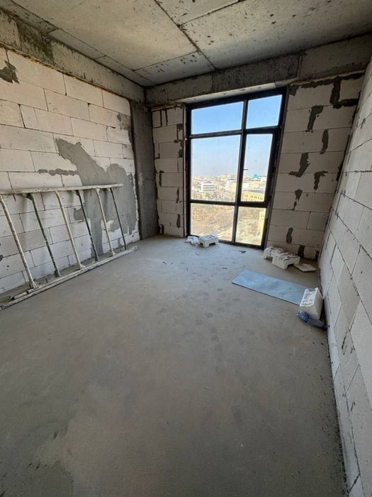 3 хонали каробка квартира сотилади