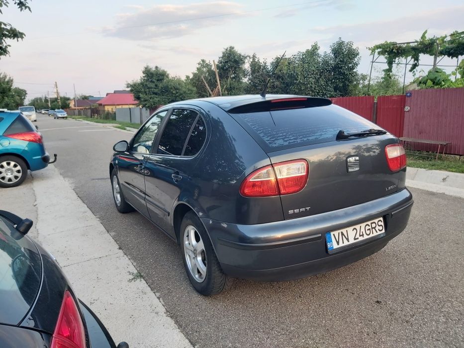 SEAT Leon 2001 — imagine 2