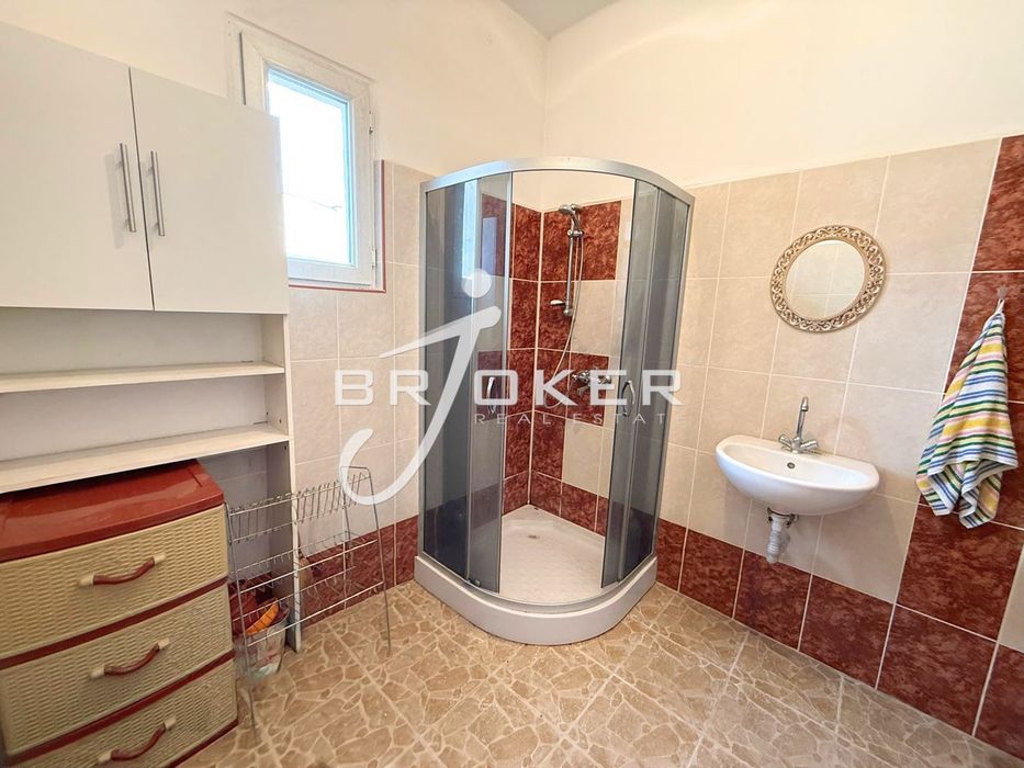 Продава се Тристаен апартамент в Кърджали, Център - 85 кв.м за 1000 €/кв.м - Снимка #9