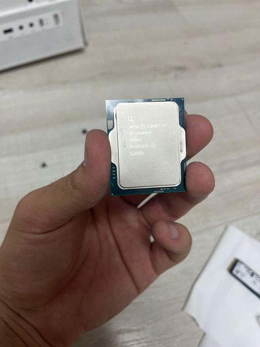 Intel Core i5-14600KF