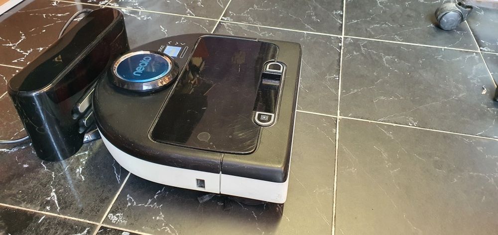 Neato botvac робот прахосмукачка