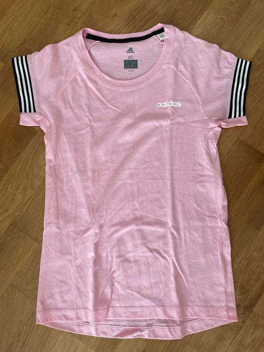 Маркови тениски.