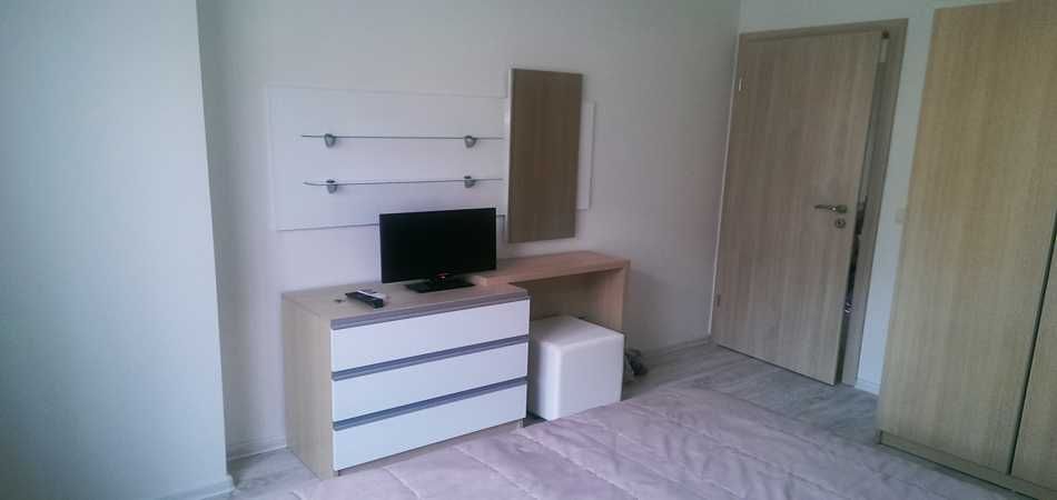 Апартамент под наем до морето в Свети Влас на 30 метра от плажа.