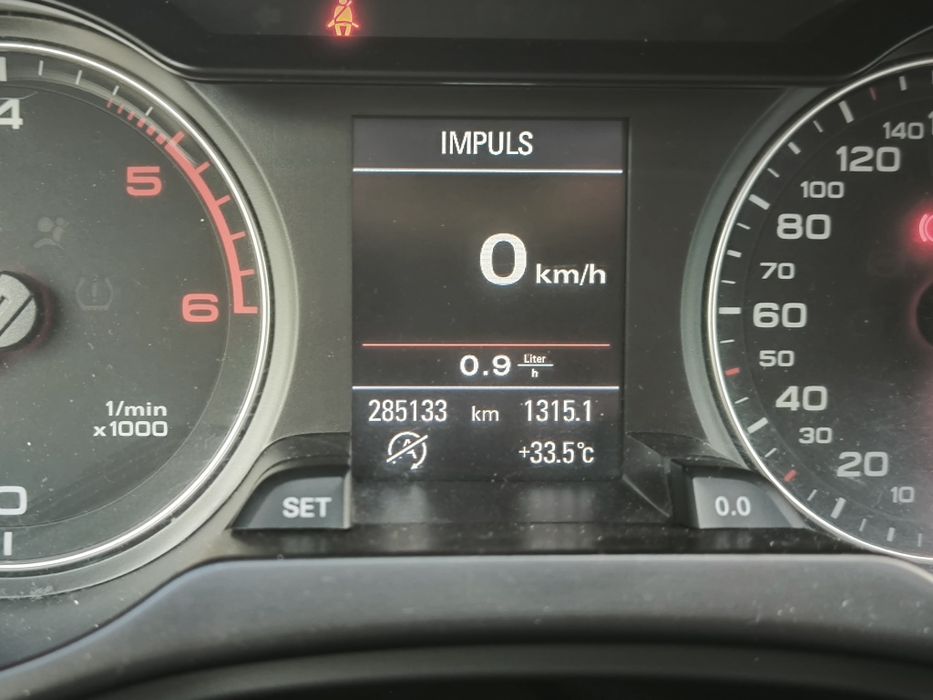 AUDI  A4 B8, AN MODEL 2011, 2.0 TDI 287569 KM