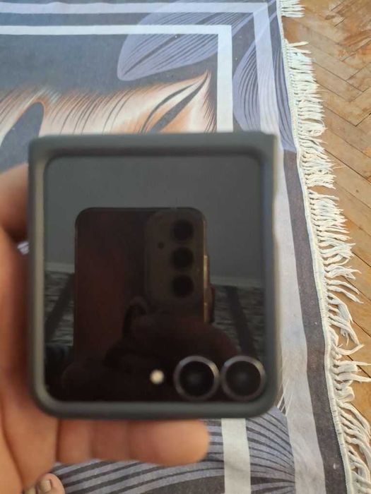Samsung Galaxy Z Flip 7 FE 128 GB, RAM 8 GB, 50+12 MP, 5G