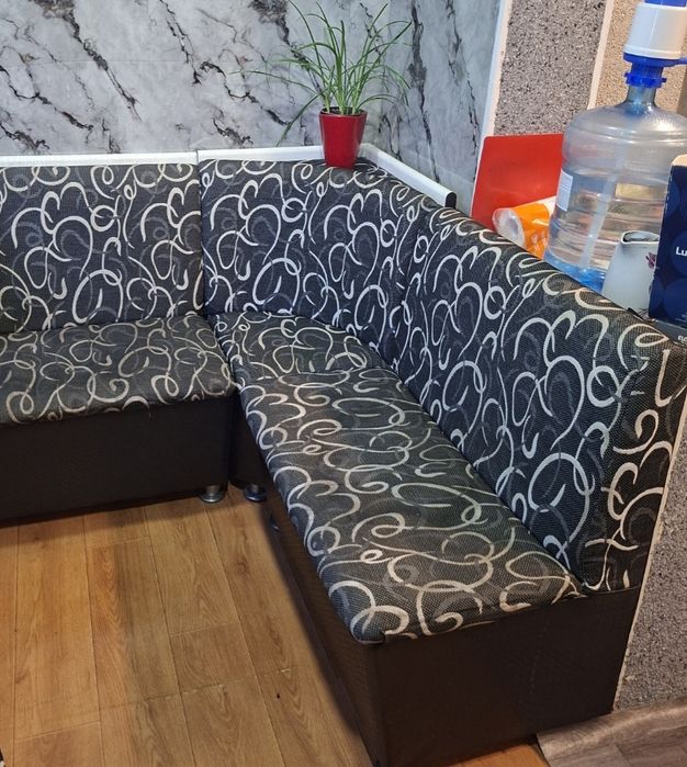 Кухонный уголок мягкий