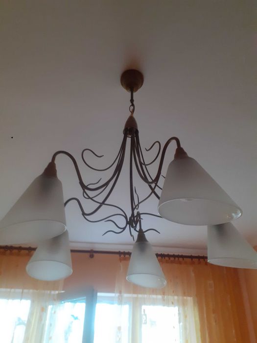 Candelabru camera de zi.