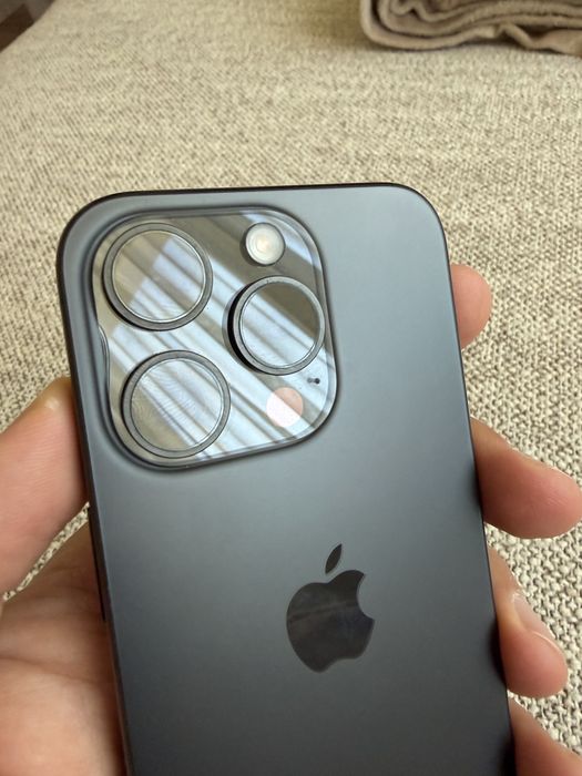 iPhone 15 pro 128gb