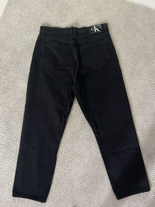 Blugi noi Calvin Klein