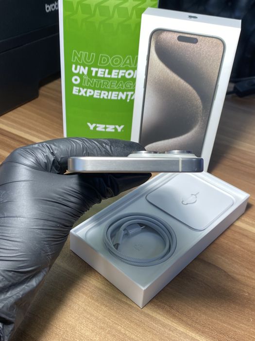 iPhone 15 Pro Max • 256 GB • Natural Titanium