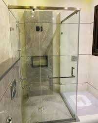 Закалённое стекло для душевой — под заказ и установка