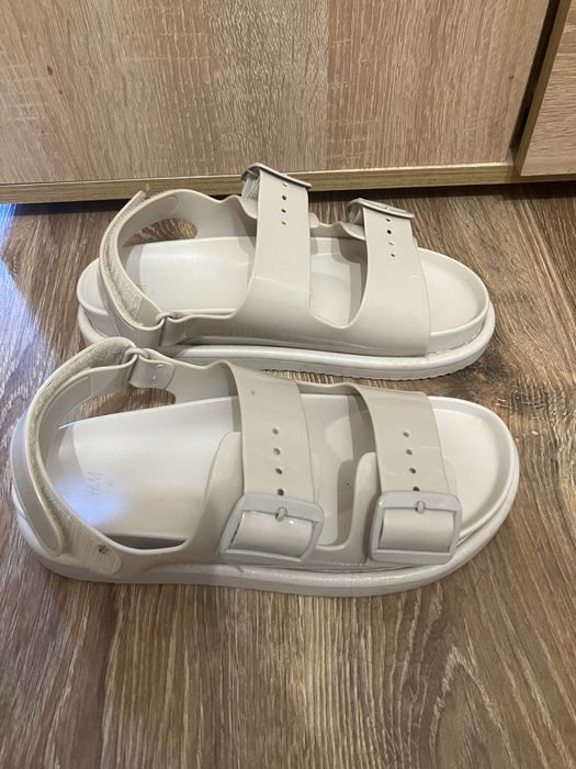 Дамски сандали НМ