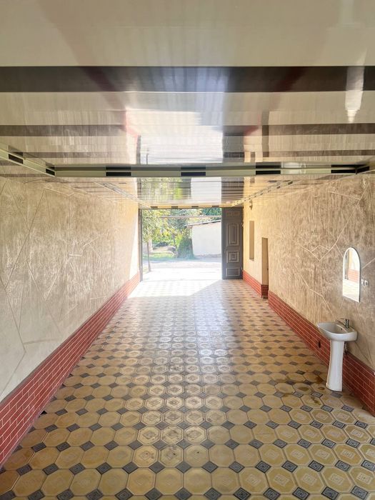 СРОЧНО!! Uy sotiladi Chinoz Paxta mosti M39 kotta yoldan 1 km kirganda