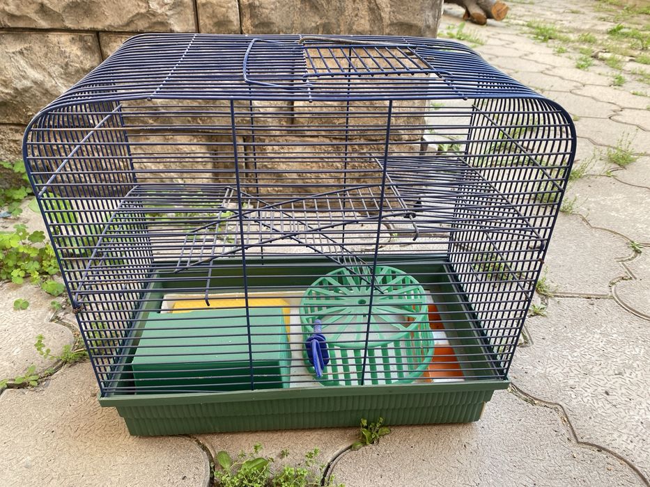 Клетка для домашних питомцев