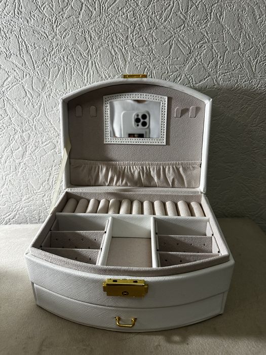 Бокс шкатулка для хранения украшений