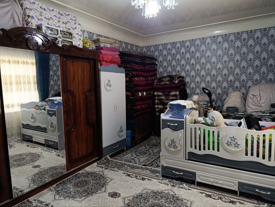 Срочно уй сотилади