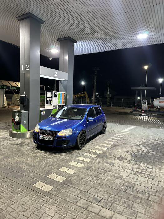 Vand sau schimb golf5 2.0BKD