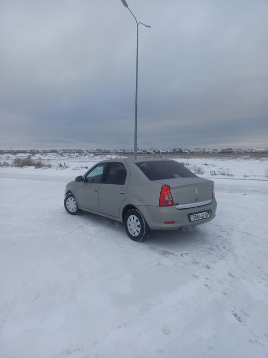 Рено Логан в отличном состоянии