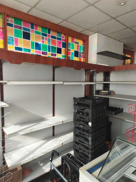 Продава цялостно обордуване за Супермаркет