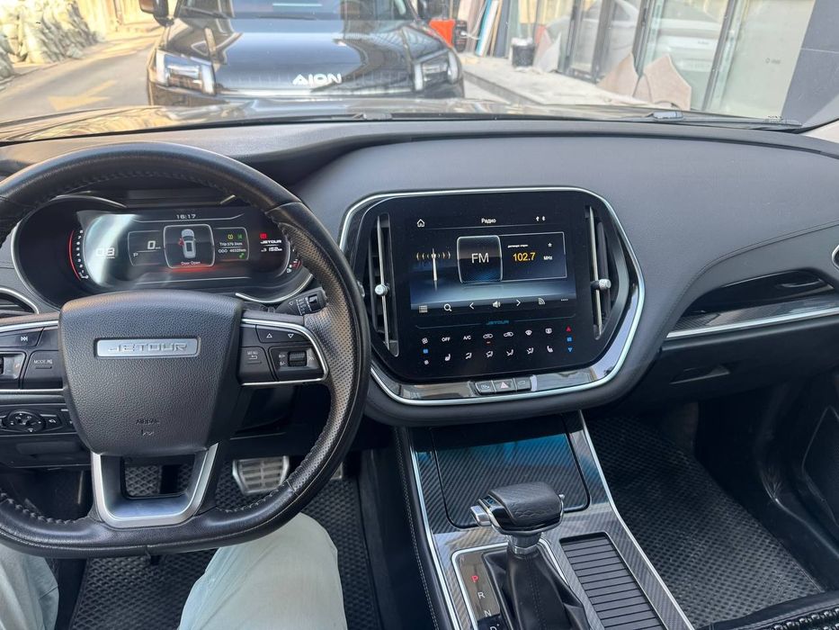 Продаётся  Jetour X 70