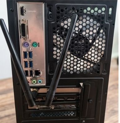 Геймърски компютър –RX 580 8GB / 32GB RAM