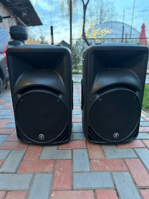 Boxe Pasive Mackie C300z