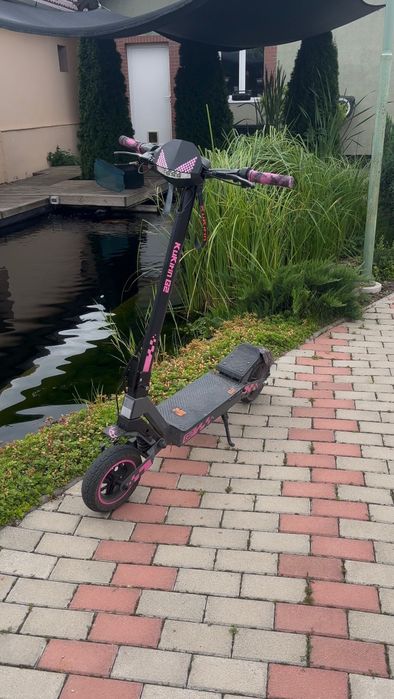 Trotineta electrică kukirin g2 roz. Ca noua