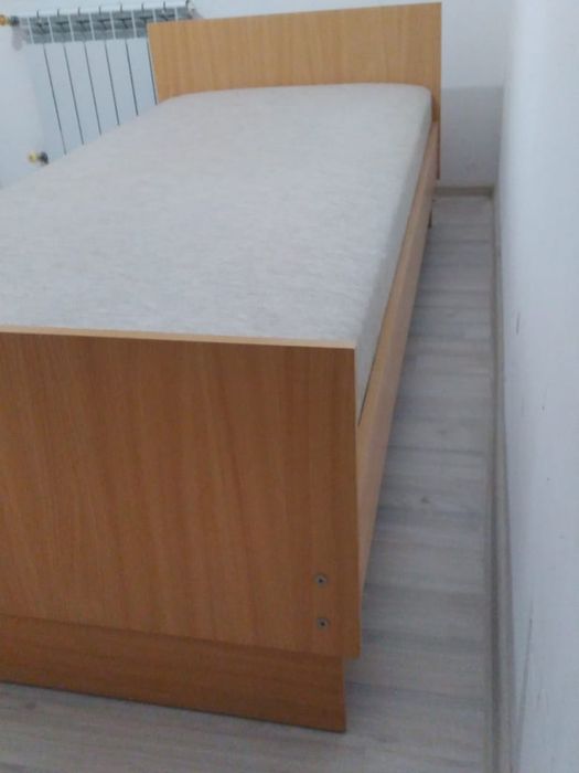 Продаются две кровати с матрацами