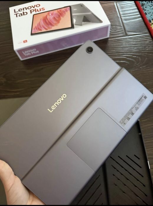 Lenovo Tab Plus 11.5– 8 GB RAM / 256 GB + Stylus (Pen)