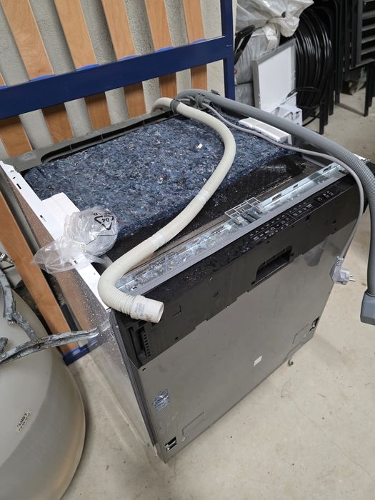 Съдомиялна за вграждане Тека