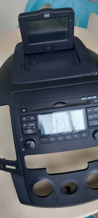 Оригинално Радио CD/MP3 и навигация за Hyundai i30 – 2008   - 2011
