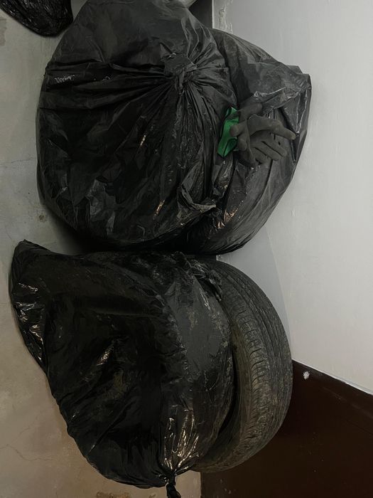 Продам Шины на 19 комплект