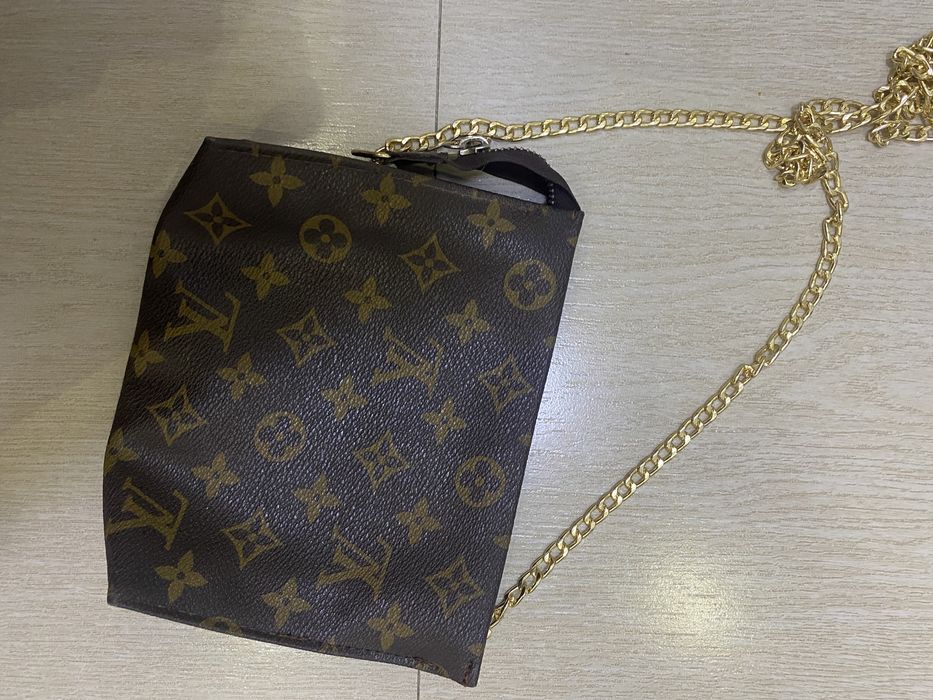 louis vuitton оригинал клатч