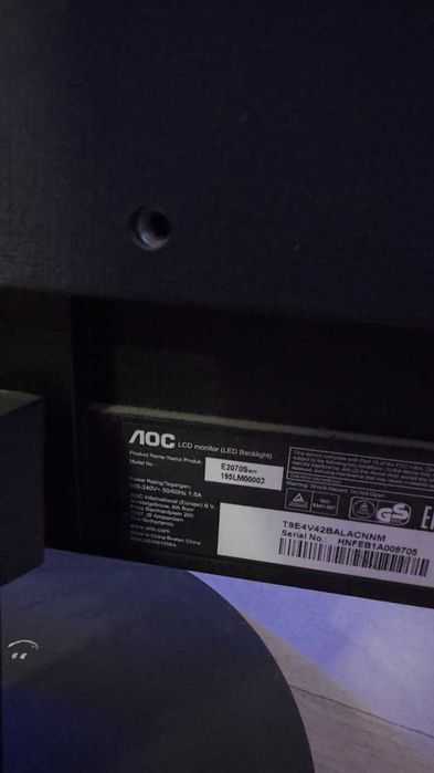 zapchast yoki remont uchun 19"-20" monitorlar
