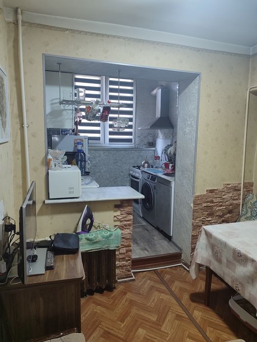 Метро Чиланзар Наккошлык 1в2/1/4 балкон 2*6