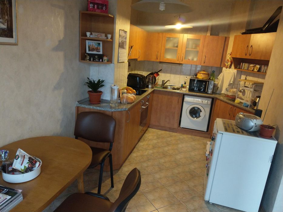 Дава се под наем Двустаен апартамент в София, Лозенец - 75 кв.м за 497.25 € - Снимка #2