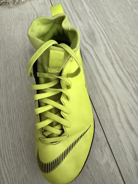 Футболни стоножки