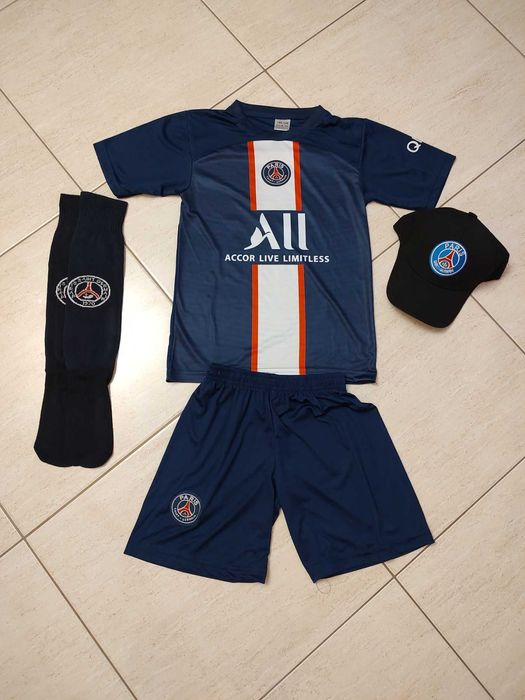 Екип + Калци Неймар 2023г Ново Комплект Футбол ПСЖ Неймар Ново