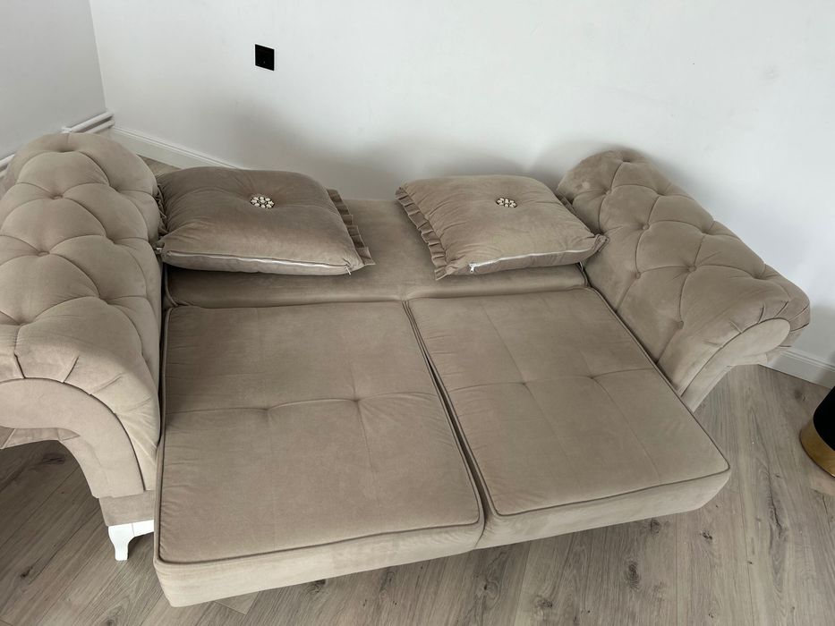 Canapele elegante