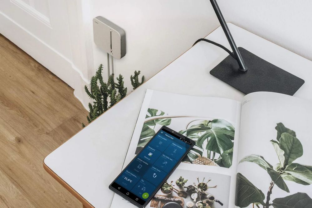 РАЗПРОДАЖБА!  Bosch Smart Home контролер