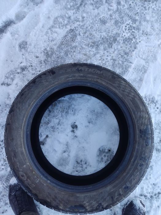 Продам шины. R17