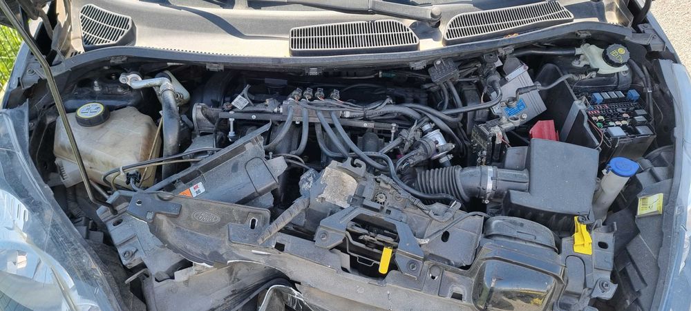 Форд фиеста 1.25 на части